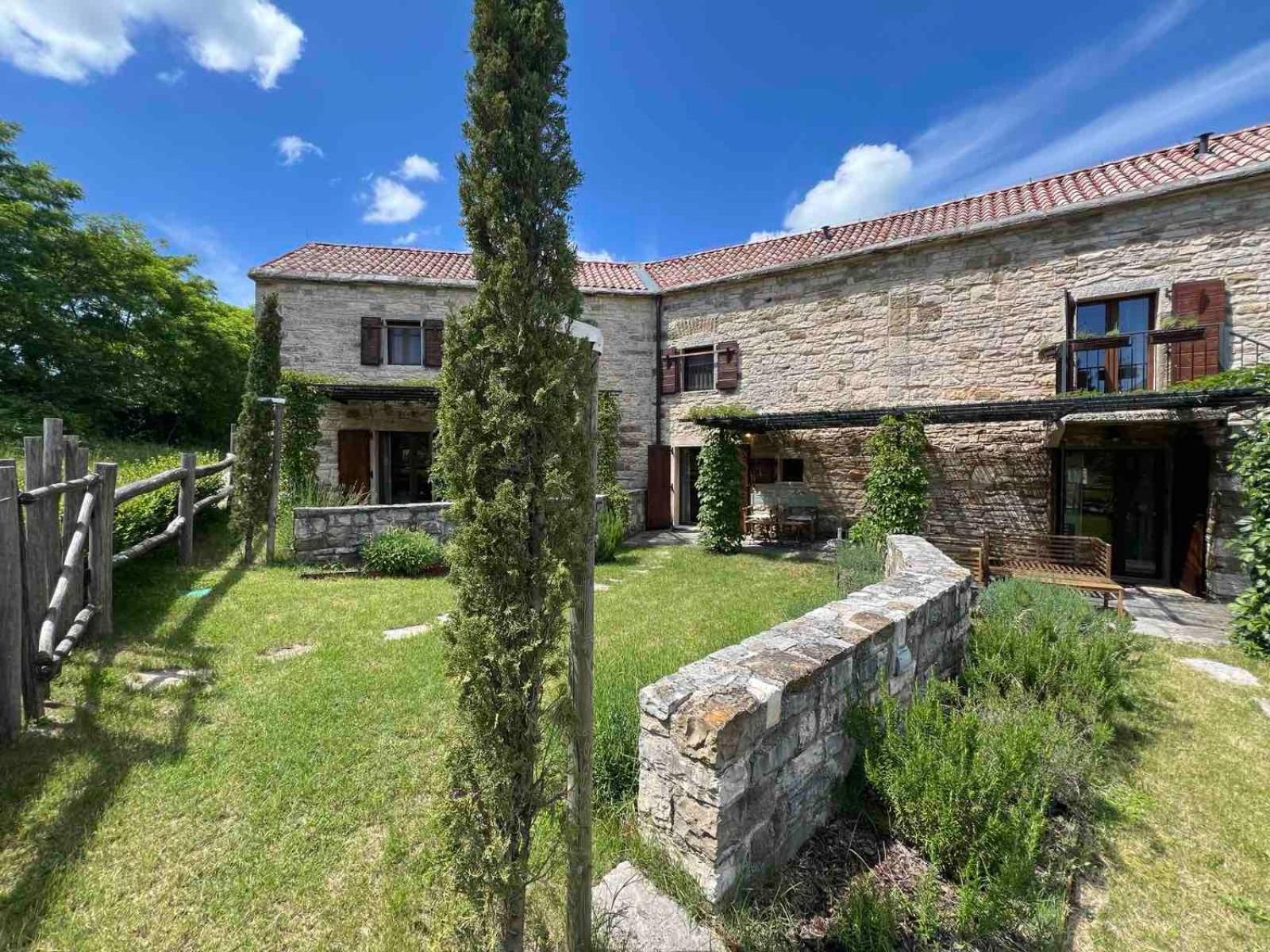 Villas Martincici With Large Pool Grožnjan Exterior foto