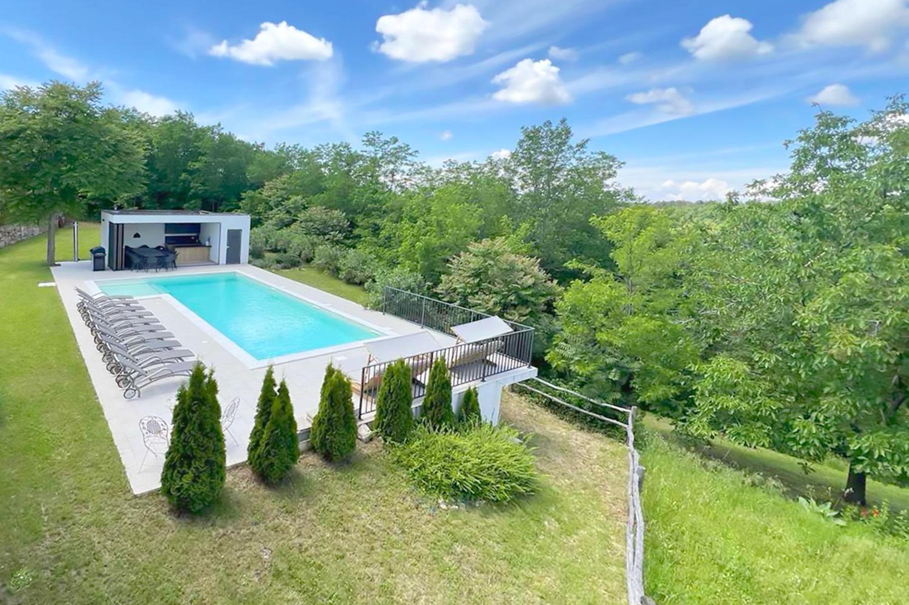 Villas Martincici With Large Pool Grožnjan Exterior foto